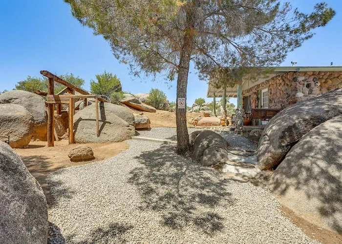 'inn The Boulders' Peaceful Escape *