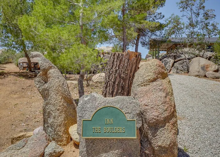 'inn The Boulders' Peaceful Escape *